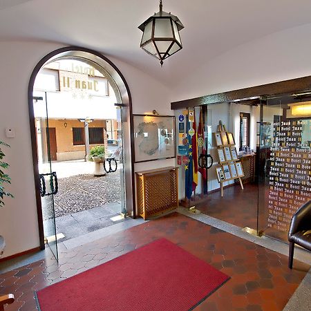 Hospedium Hotel Juan II Toro Ngoại thất bức ảnh