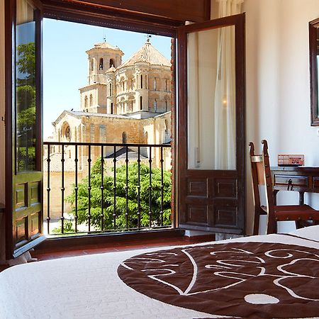 Hospedium Hotel Juan II Toro Ngoại thất bức ảnh