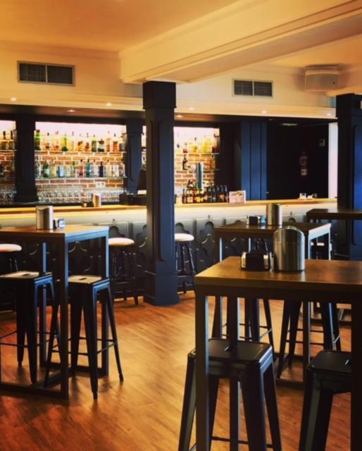 Hospedium Hotel Juan II Toro Ngoại thất bức ảnh