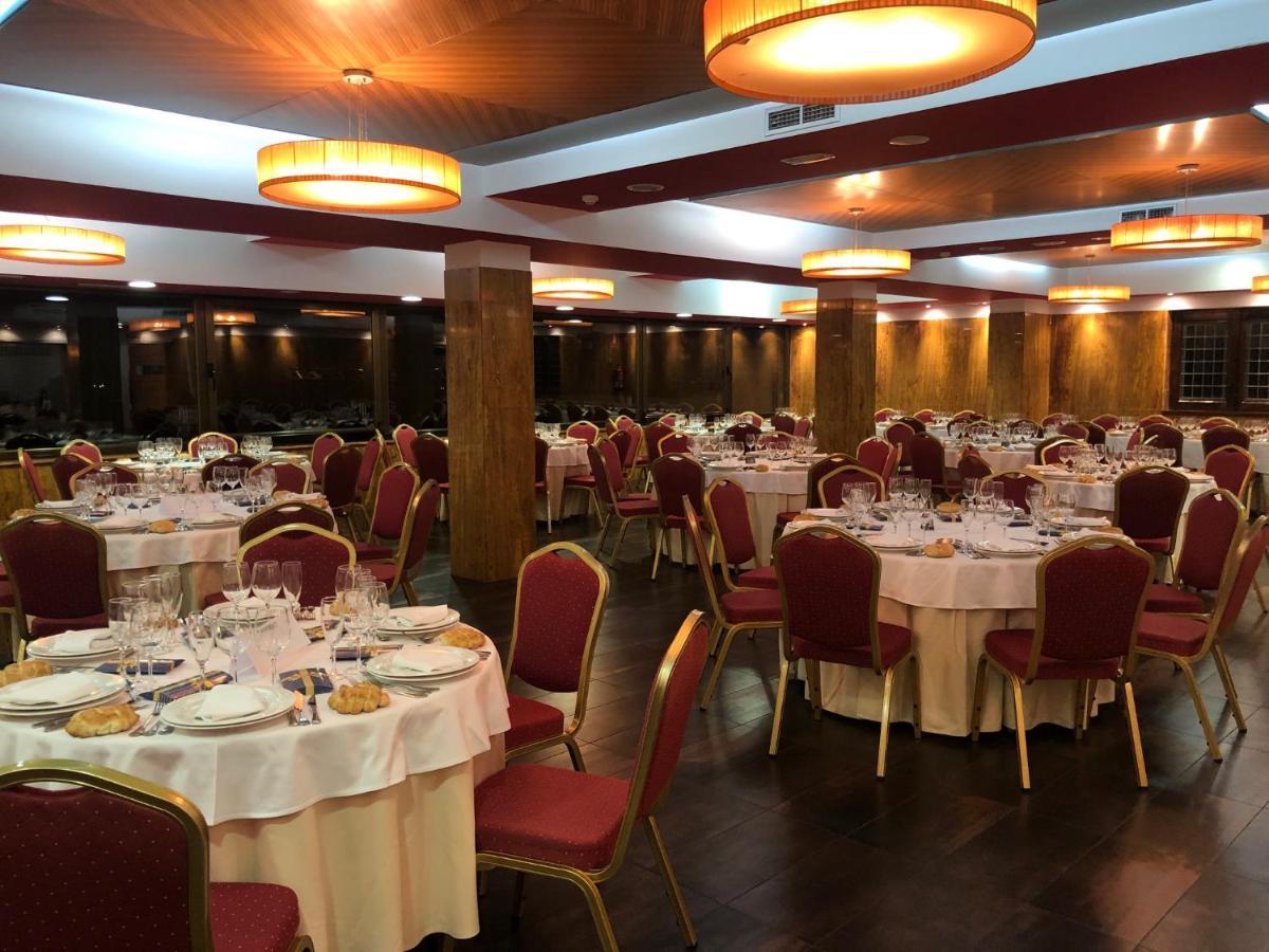 Hospedium Hotel Juan II Toro Ngoại thất bức ảnh